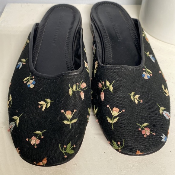 Chelsea Textiles Embroidered Mules Size 7 - Picture 4 of 9
